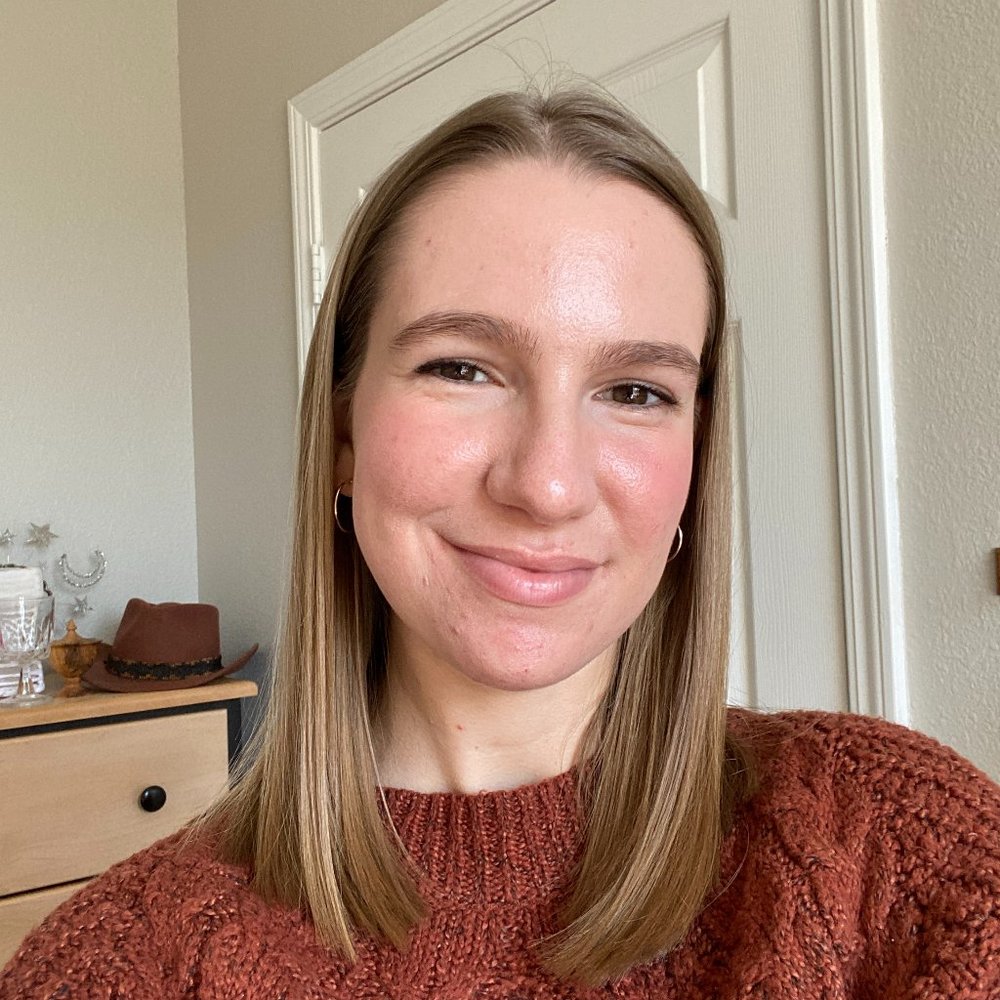 Meet your Posher, Laurel